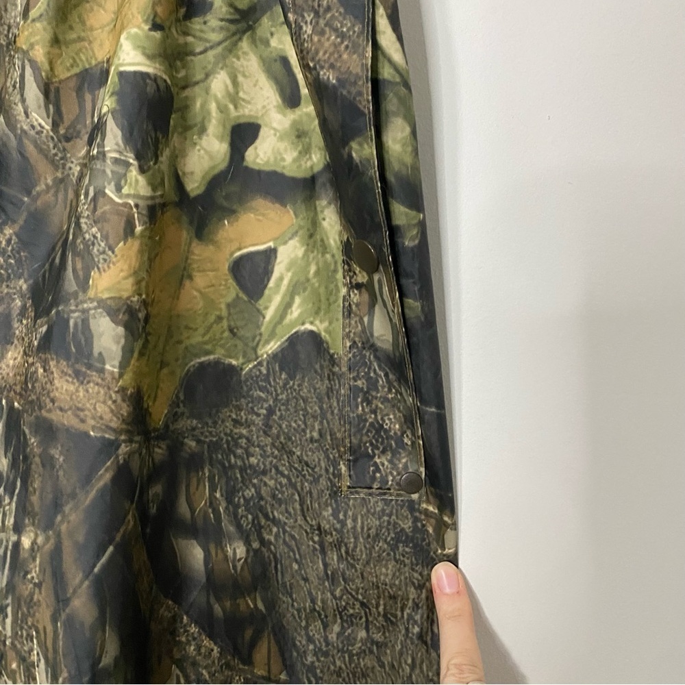 [Columbia] Men's Large Camo Windbreaker Track Pants - Picture 3 of 8